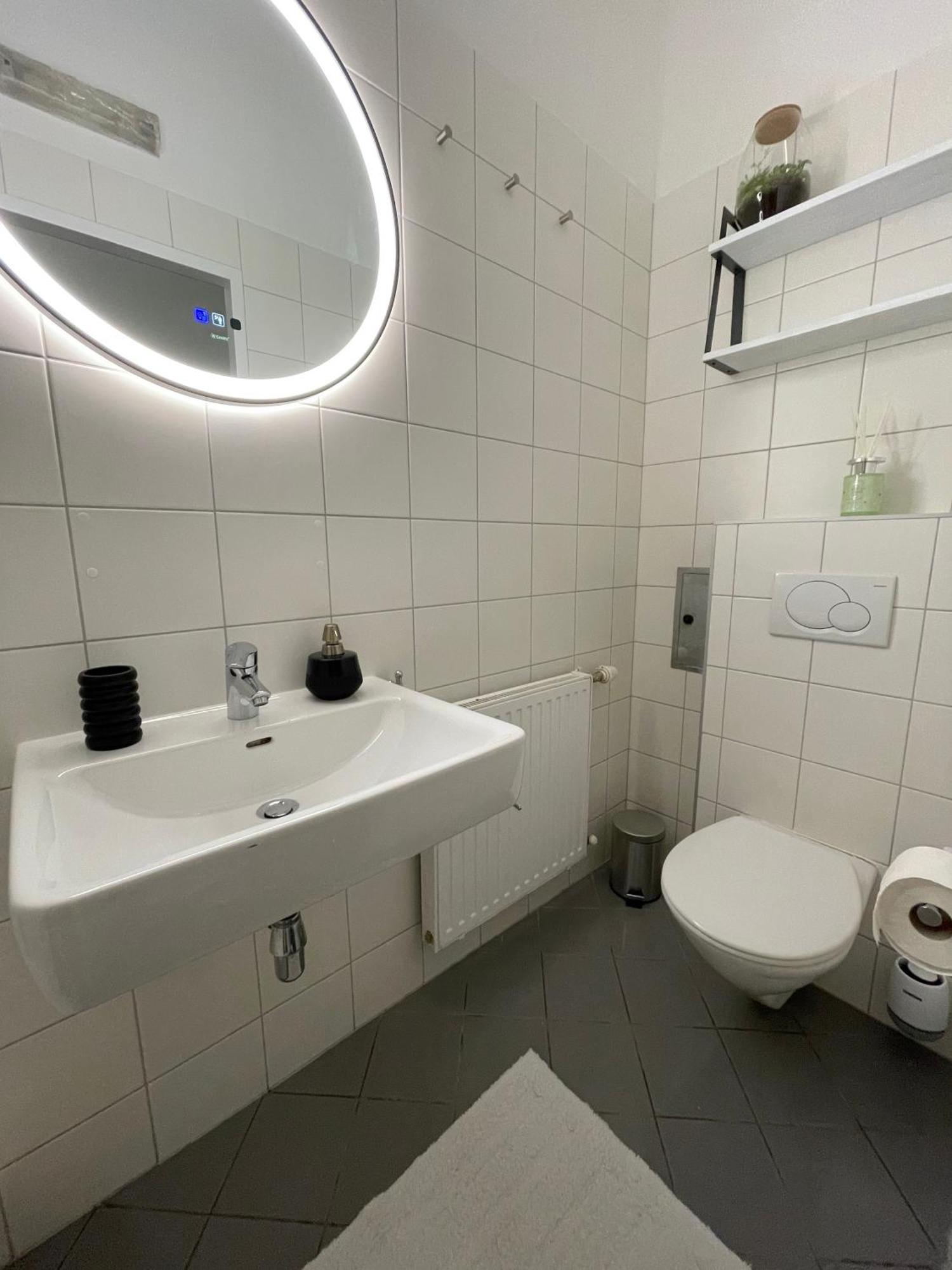 Authentic Apartment Near The City Centre Vienna Luaran gambar